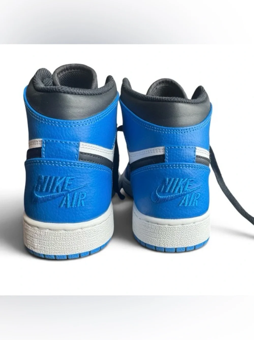 Air Jordan 1 Retro High BG